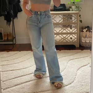 Zara baggy mom jeans - light wash